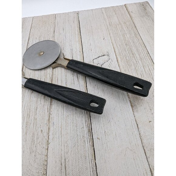 Set of 2 Ekco Pizza Cutter Blade 2 5/8" Diameter 8" USA Stainless Steel Black - Picture 2 of 6